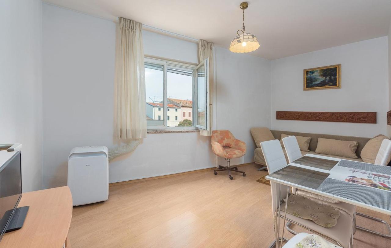Apartments Simonetti Poreč Eksteriør billede